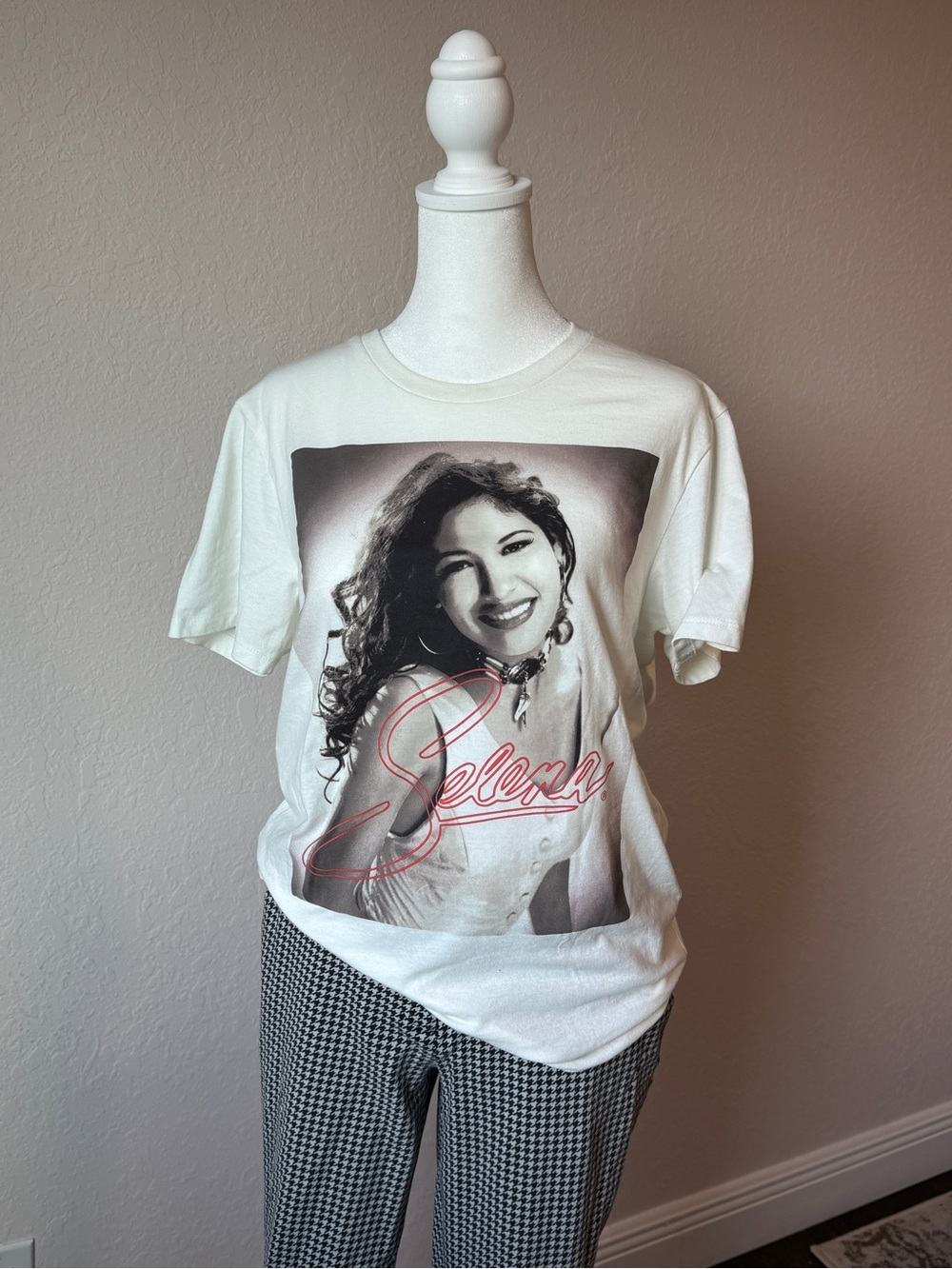 Official Selena U.S. Tour 2024 Graphic Tee White Band Shirt Size S